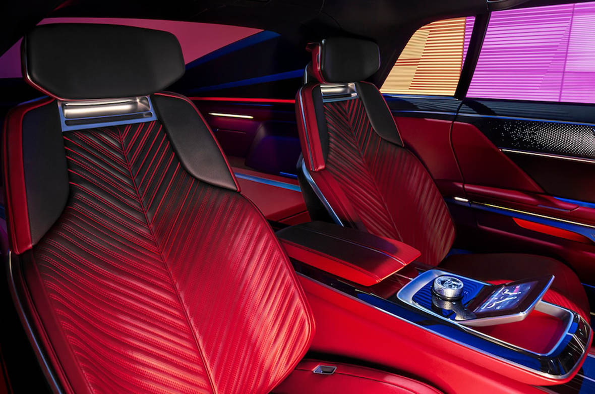 2024-Cadillac-Celestiq-EV-Sedan-Interior-Rear-Seats-and-Center-Console-mt2022.jpg